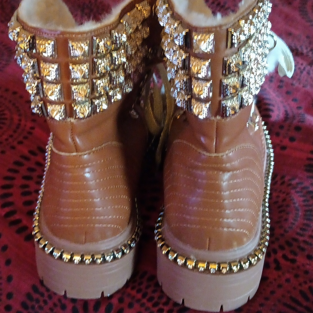 Booties - Picture 4 of 6